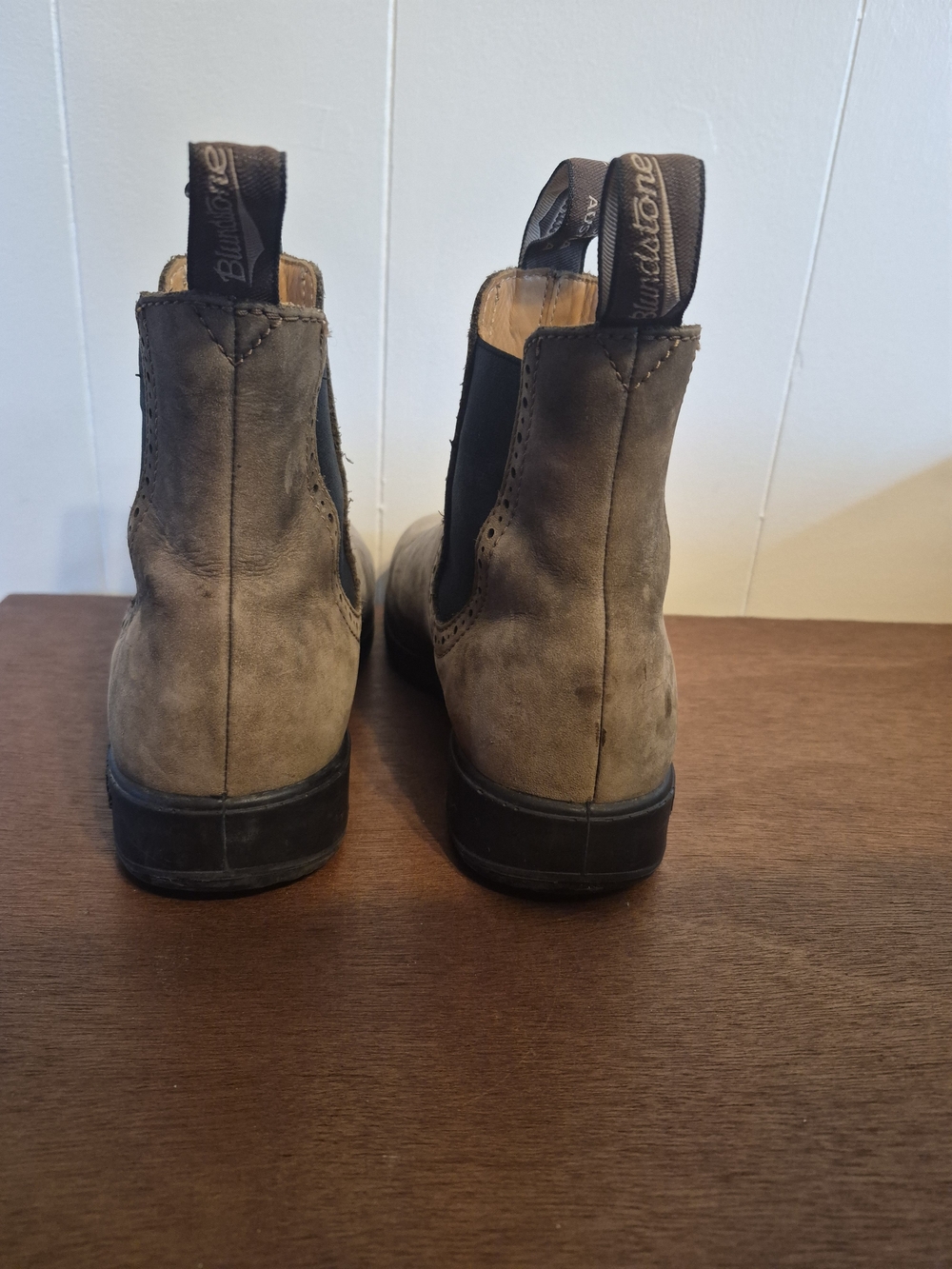 Blundstone Women's Chukka Boots in Gray Brown - Picture 4 of 4